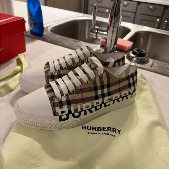 Burberry Checkered Canvas Sneakers - Picture 5 of 5